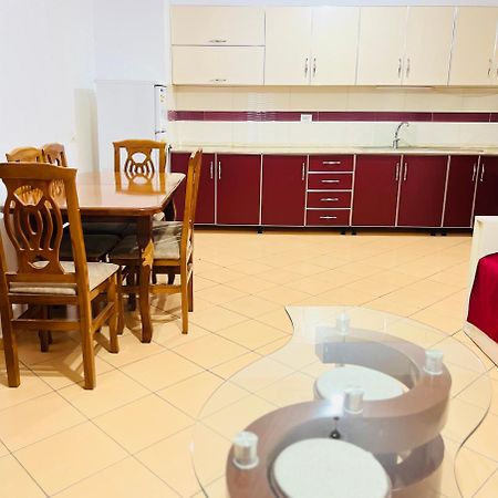 Leonard Apartment Τίρανα Εξωτερικό φωτογραφία