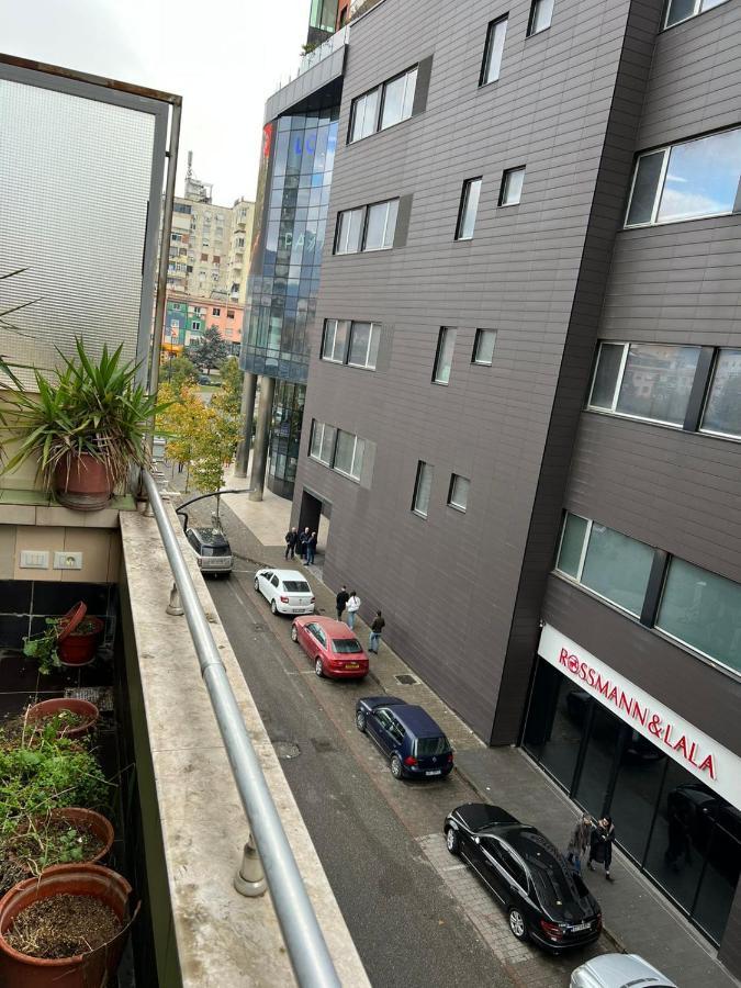 Leonard Apartment Τίρανα Εξωτερικό φωτογραφία