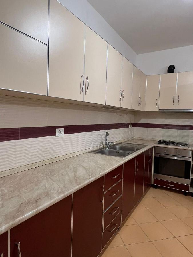 Leonard Apartment Τίρανα Εξωτερικό φωτογραφία