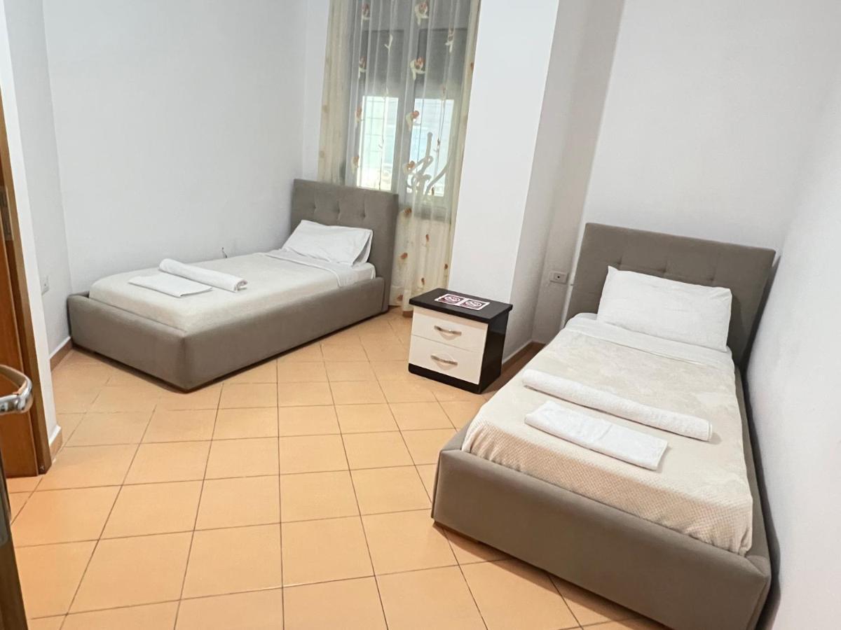 Leonard Apartment Τίρανα Εξωτερικό φωτογραφία