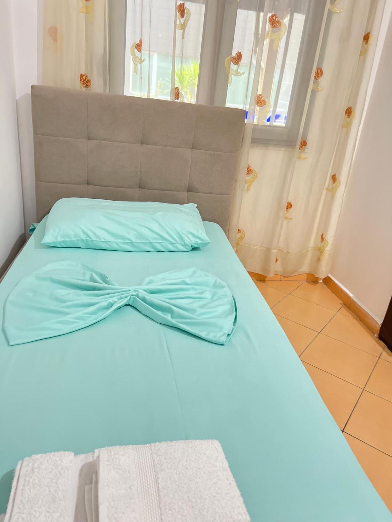 Leonard Apartment Τίρανα Εξωτερικό φωτογραφία